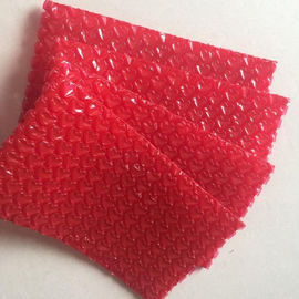 Chine Conception adaptée aux besoins du client par enveloppes rouges étanches à l&#039;humidité de bulle pour sur la ligne expédition usine