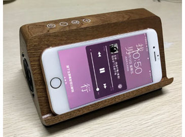 Chine Orateur portatif rechargeable de Bluetooth, orateur à piles de Bluetooth usine